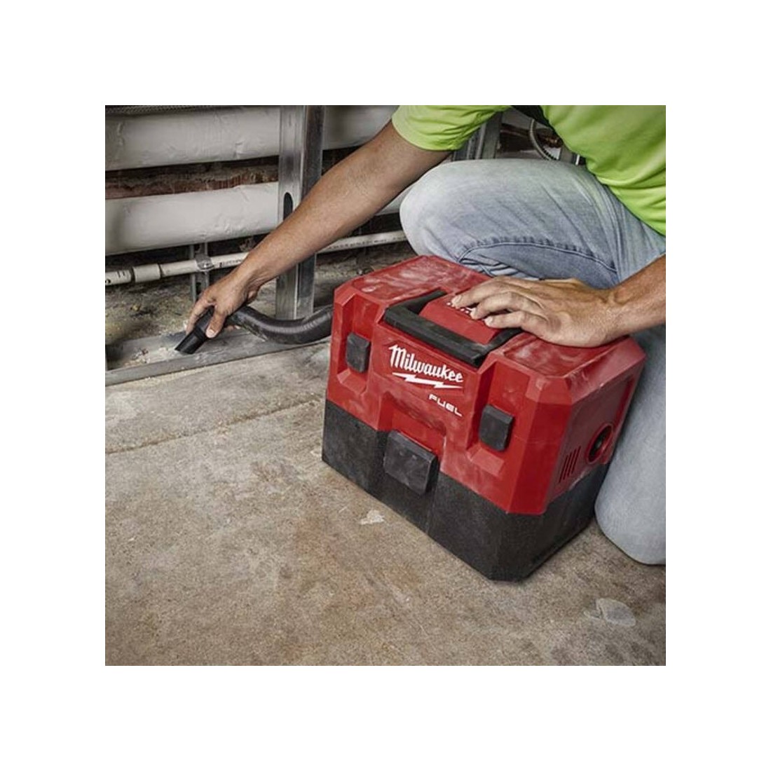 Milwaukee Aspiratore Compatto Solidi/Liquidi M12 Fuel™ M12 FVCL-0